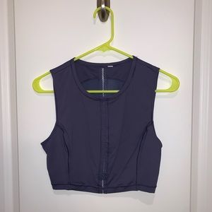 Lululemon crop top